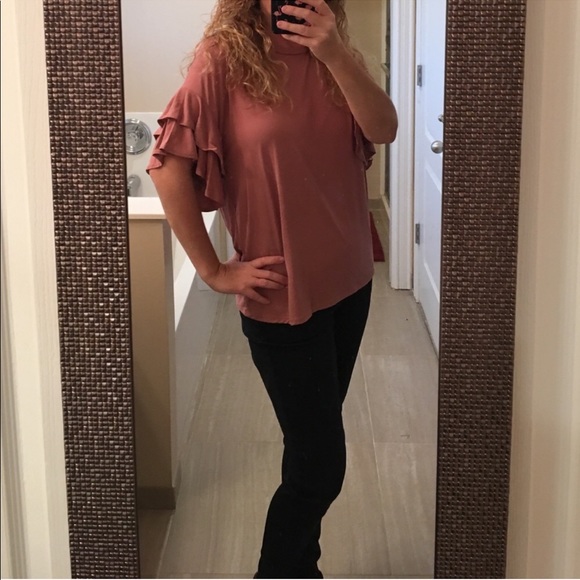 1 left❤️ 2 for $40❤️pretty mauve ruffle sleeve top - Picture 5 of 5
